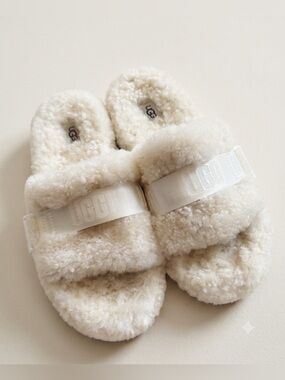 Ugg Sz 8 Fluffita White Platform Slip On Shearling Shoes